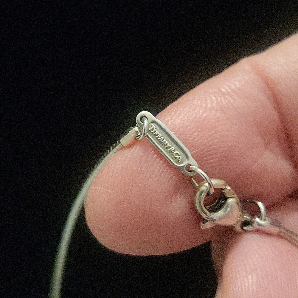 Vintage Tiffany & Co stencil cut out heart 1999 sterling necklace - Picture 3 of 3